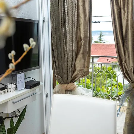 Apartment Angie Starigrad Paklenica