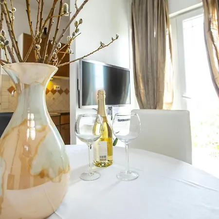 Apartment Angie Starigrad Paklenica