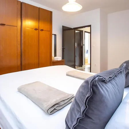 Angie Apartment *