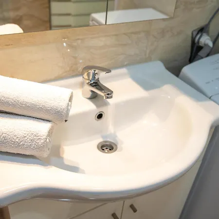 Apartment Angie Starigrad Paklenica