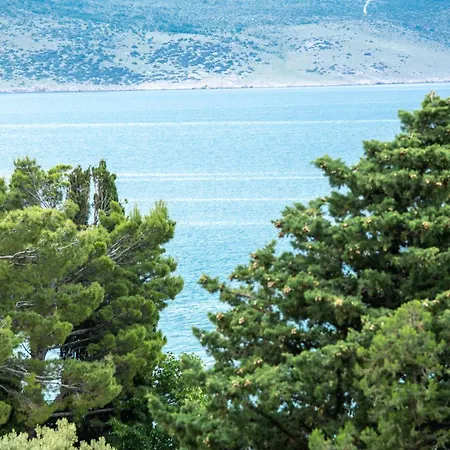 Angie * Starigrad Paklenica
